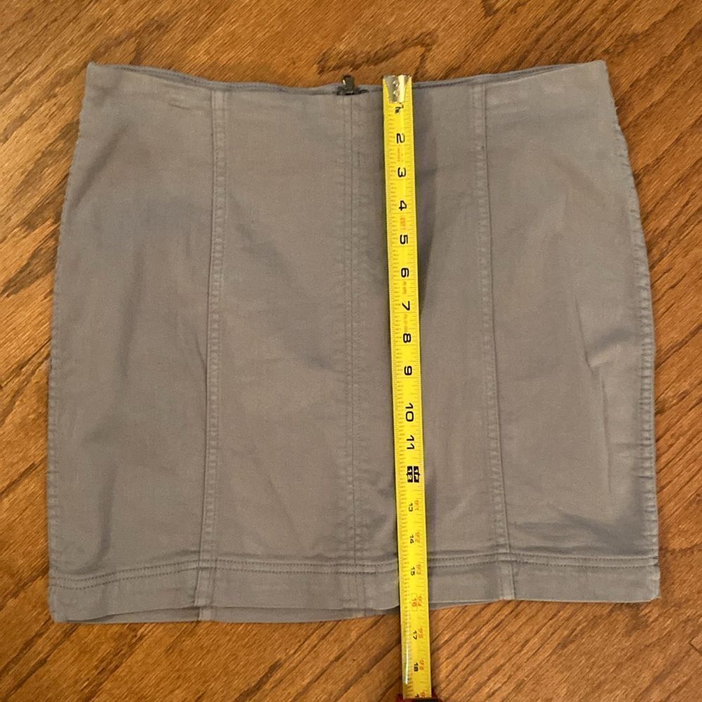 WishList Jeans skirt, gray size large - Picture 2 of 6